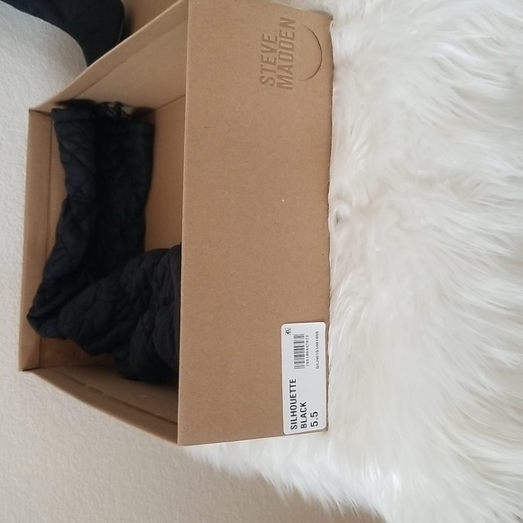 STEVE MADDEN Silhouette Quilted Over the Knee Boot - Picture 6 of 6